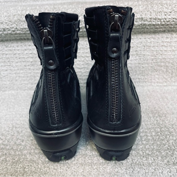 Jambu Candy Adventure Designs Black Leather Upper Insole Moto Zip Back Boots - Picture 3 of 8